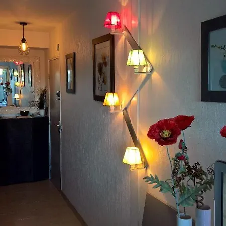 Baie Des Anges Bis Apartamento *