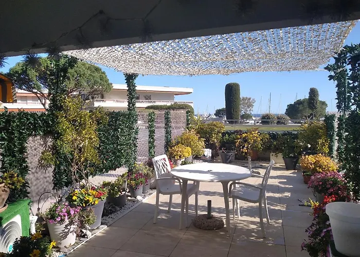 Baie Des Anges Bis Apartman